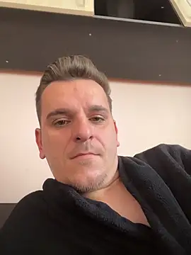 Snapshot of Huge_cock22cm chatting on 03.24.26 Huge cock22cm online show from 03.24.26