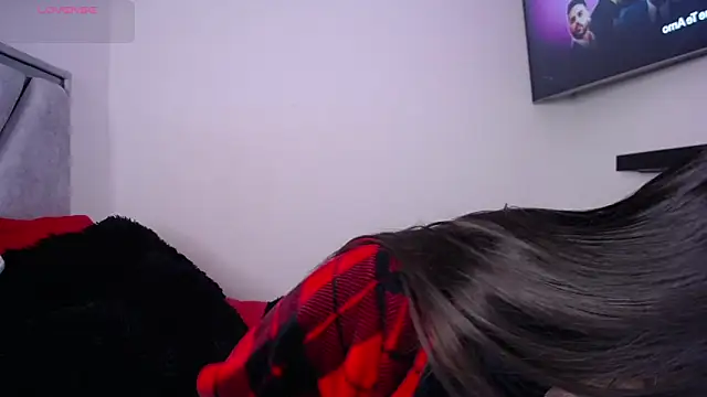 Snapshot of megan_bluee23 chatting on 10.07.25 megan bluee23 online show from 10.07.25