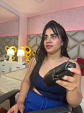 Brenda Garcia online show from 11.20.25