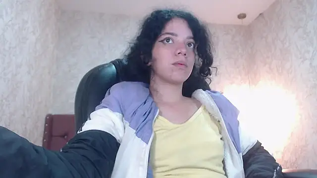 EmmaCowperr online show from 01.12.25