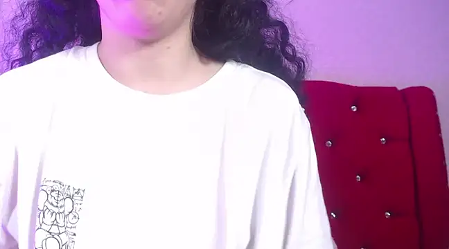 EmmaCowperr online show from 02.13.25