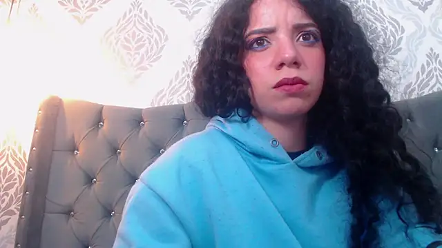 EmmaCowperr online show from 02.20.25