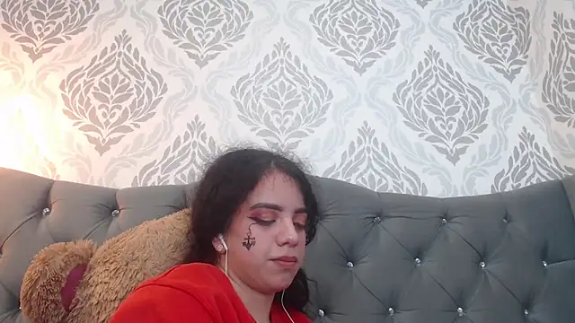 EmmaCowperr online show from 03.14.25