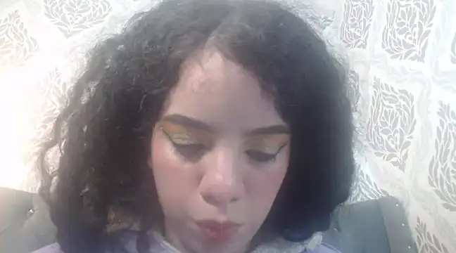 EmmaCowperr online show from 03.21.25