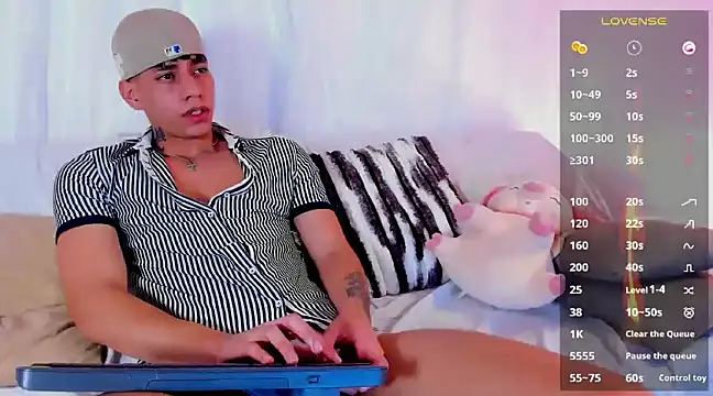 Josep Davies online show from 02.23.25