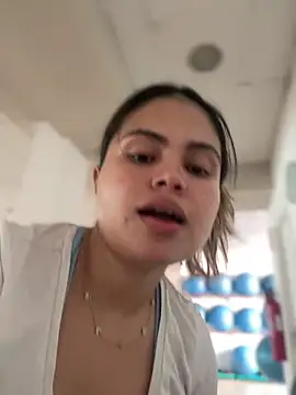 Snapshot of melanny10 chatting on 12.07.24 melanny10 online show from 12.07.24