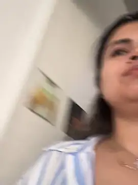 Snapshot of melanny10 chatting on 12.25.24 melanny10 online show from 12.25.24