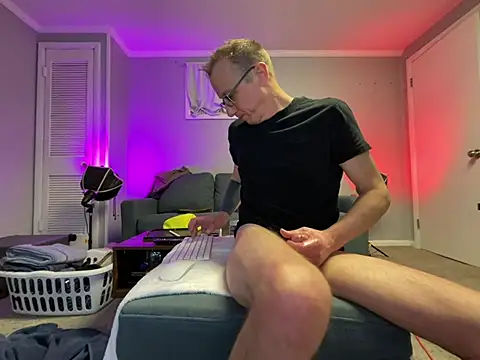 mouser21212 online show from 02.06.25