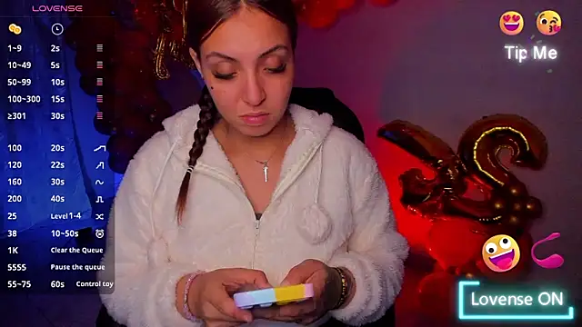 Snapshot of KetziaDoll chatting on 11.13.25 KetziaDoll online show from 11.13.25