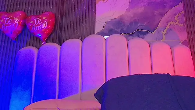 hot dione online show from 02.20.26