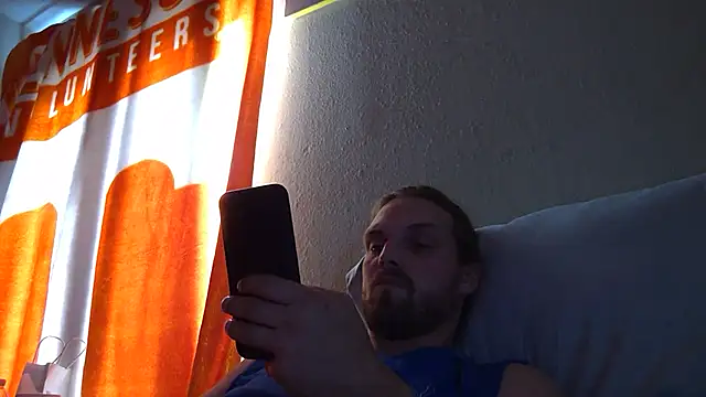 Snapshot of VitaminmanFL chatting on 12.21.24 VitaminmanFL online show from 12.21.24