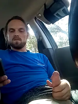 Snapshot of VitaminmanFL chatting on 02.05.25 VitaminmanFL online show from 02.05.25