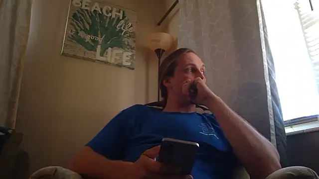 Snapshot of VitaminmanFL chatting on 11.14.25 VitaminmanFL online show from 11.14.25