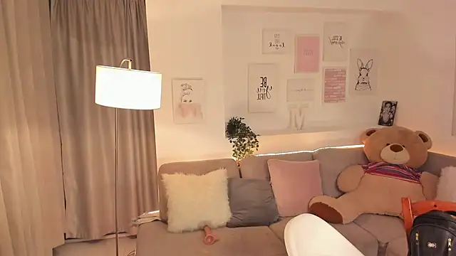 Nicolle foxy online show from 03.12.25