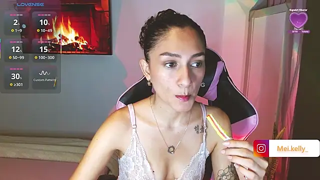 Mei Kelly online show from 09.11.25