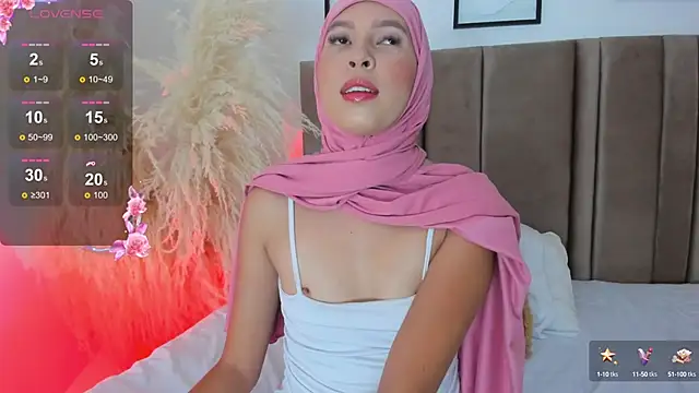 Snapshot of shann_a chatting on 03.05.25 shann a online show from 03.05.25