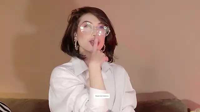 Hannah Borbon online show from 03.08.26