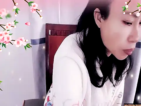xiaoxuer online show from 12.19.24