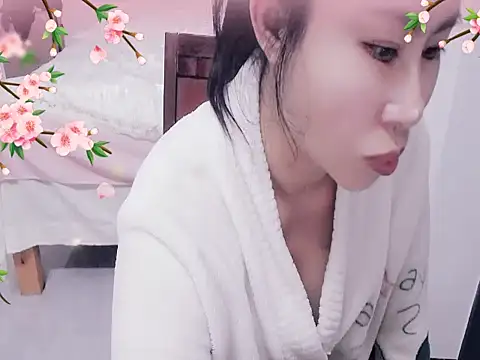 xiaoxuer online show from 03.13.25