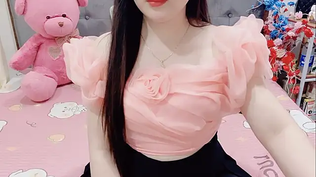 Snapshot of Funikio chatting on 03.25.26 Funikio online show from 03.25.26