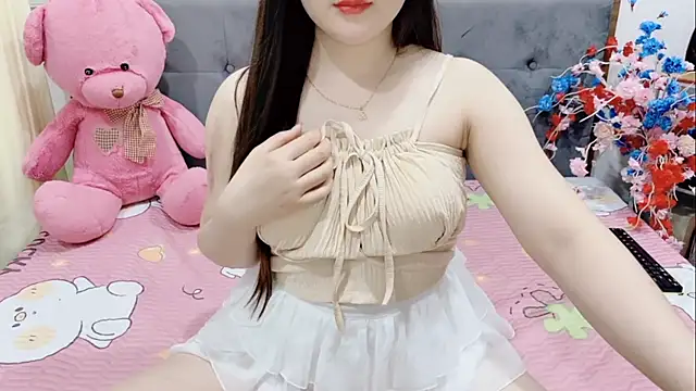 Snapshot of Funikio chatting on 04.06.26 Funikio online show from 04.06.26