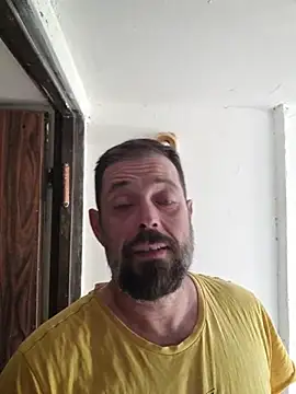 Snapshot of zefside42 chatting on 11.19.25 zefside42 online show from 11.19.25