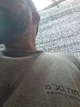 Snapshot of zefside42 chatting on 11.21.25 zefside42 online show from 11.21.25