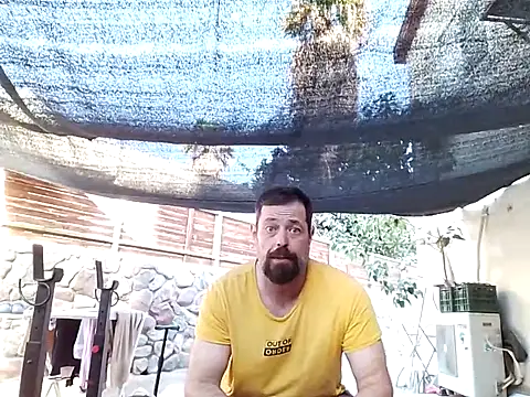 Snapshot of zefside42 chatting on 12.02.25 zefside42 online show from 12.02.25