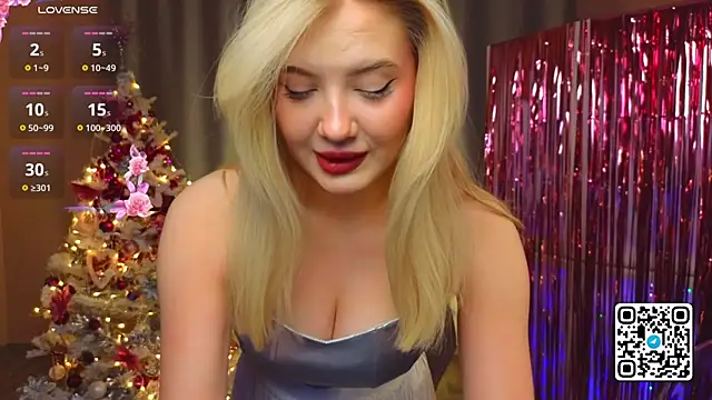 oliviabr0wn0 online show from 12.30.24