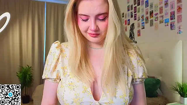 oliviabr0wn0 online show from 10.23.25