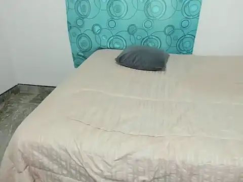 MonicaGarcia  online show from 11.25.25