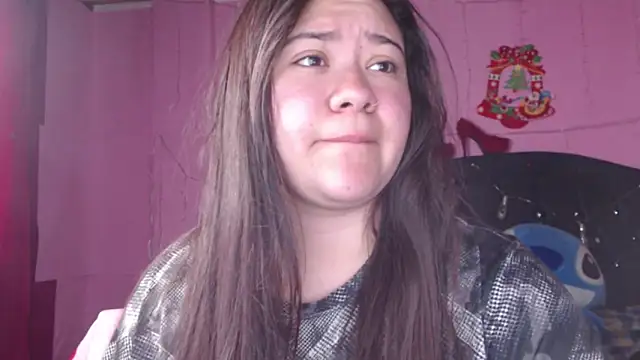 Snapshot of NikkiRous_ chatting on 02.06.25 NikkiRous online show from 02.06.25