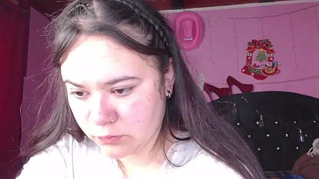 Snapshot of NikkiRous_ chatting on 03.06.25 NikkiRous online show from 03.06.25