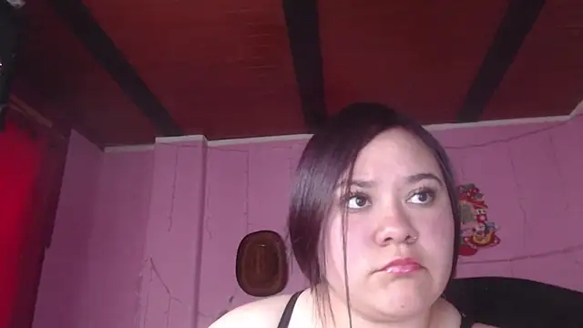 Snapshot of NikkiRous_ chatting on 03.10.25 NikkiRous online show from 03.10.25