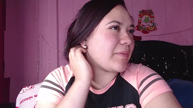 Snapshot of NikkiRous_ chatting on 03.11.25 NikkiRous online show from 03.11.25