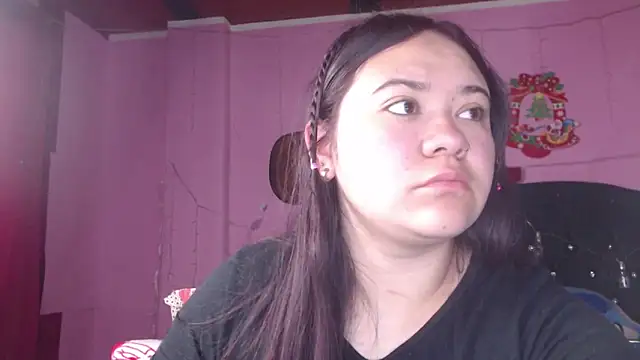 Snapshot of NikkiRous_ chatting on 03.20.25 NikkiRous online show from 03.20.25