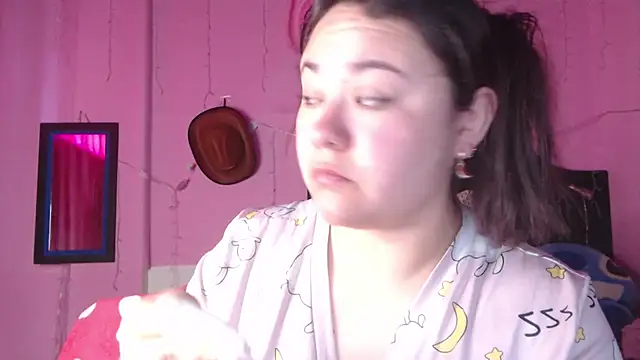 Snapshot of NikkiRous_ chatting on 10.15.25 NikkiRous online show from 10.15.25