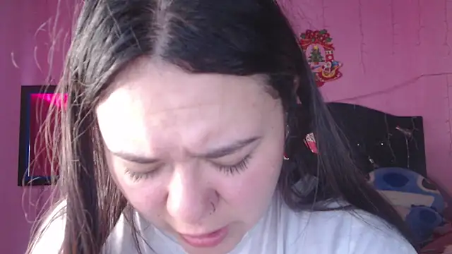 Snapshot of NikkiRous_ chatting on 10.17.25 NikkiRous online show from 10.17.25