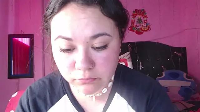 Snapshot of NikkiRous_ chatting on 10.21.25 NikkiRous online show from 10.21.25