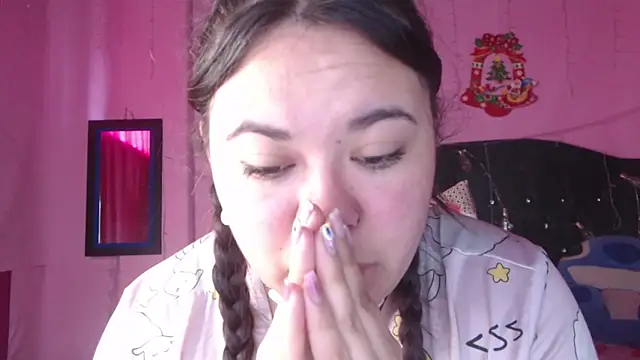 Snapshot of NikkiRous_ chatting on 10.24.25 NikkiRous online show from 10.24.25