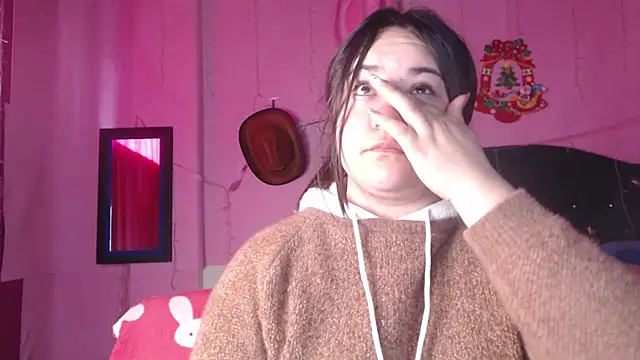 Snapshot of NikkiRous_ chatting on 10.27.25 NikkiRous online show from 10.27.25