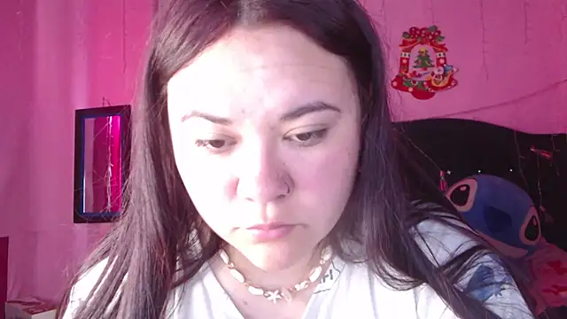 Snapshot of NikkiRous_ chatting on 11.20.25 NikkiRous online show from 11.20.25