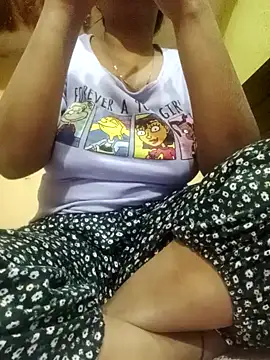 Im Cute online show from 02.17.25