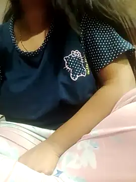 Im Cute online show from 03.11.25