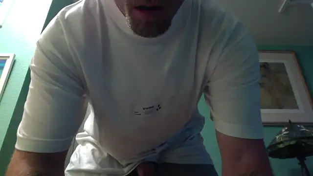 Snapshot of BIGWHITECOCKDOC36 chatting on 10.01.25 BIGWHITECOCKDOC36 online show from 10.01.25