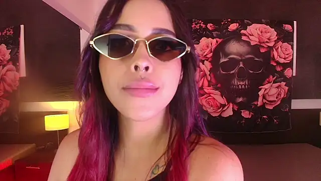 EvaaFoxxy1 online show from 04.15.26