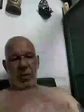 Snapshot of FabiQuilmes chatting on 02.06.25 FabiQuilmes online show from 02.06.25