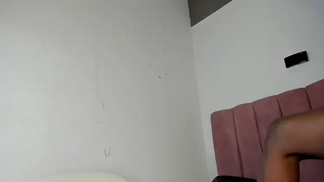 Snapshot of Tahira_21_ chatting on 05.26.26 Tahira 21 online show from 05.26.26
