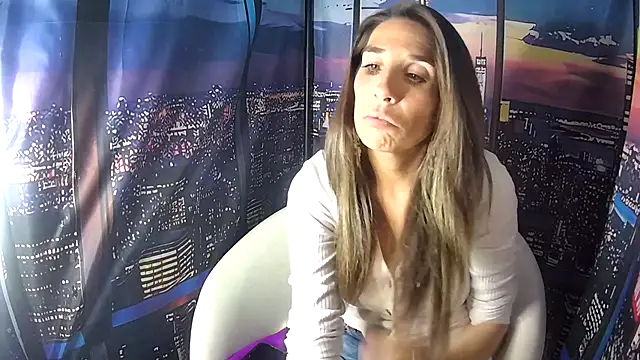 SarahStarr2020 online show from 11.10.25