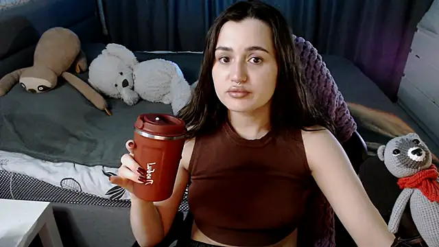 Snapshot of KiraYammy chatting on 01.12.25 KiraYammy online show from 01.12.25